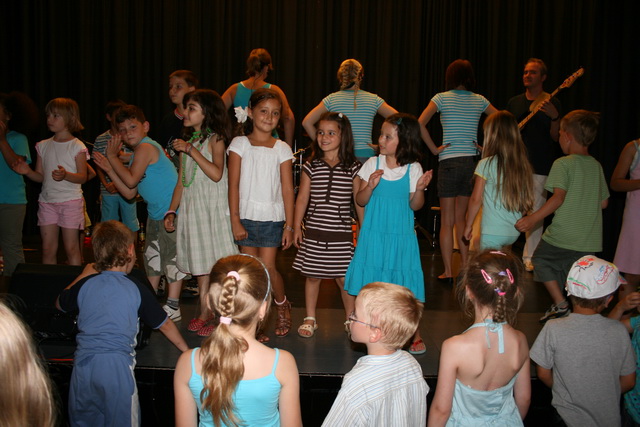 gal/2009/2009 Saitentwist Bildungszen Gelsenk aktiver Ferienstart 02.07/2009 Saitentwist Bildungszen Gelsenk aktiver Ferienstart 02.07. 068.jpg